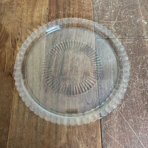 Arcoroc‎ France Clear Glass 13 inch Scalloped Edge Ribbed Cake Serving Plate